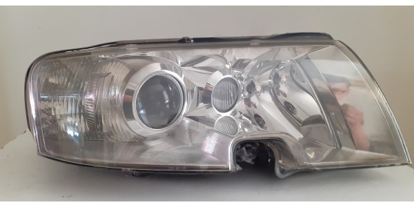 SKODA SUPERB SAĞ (10/12) ADAPTİVE XENON